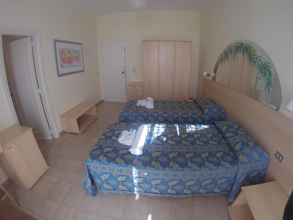 Hotel Riviera Alghero Bagian luar foto
