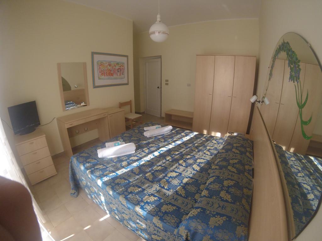 Hotel Riviera Alghero Bagian luar foto