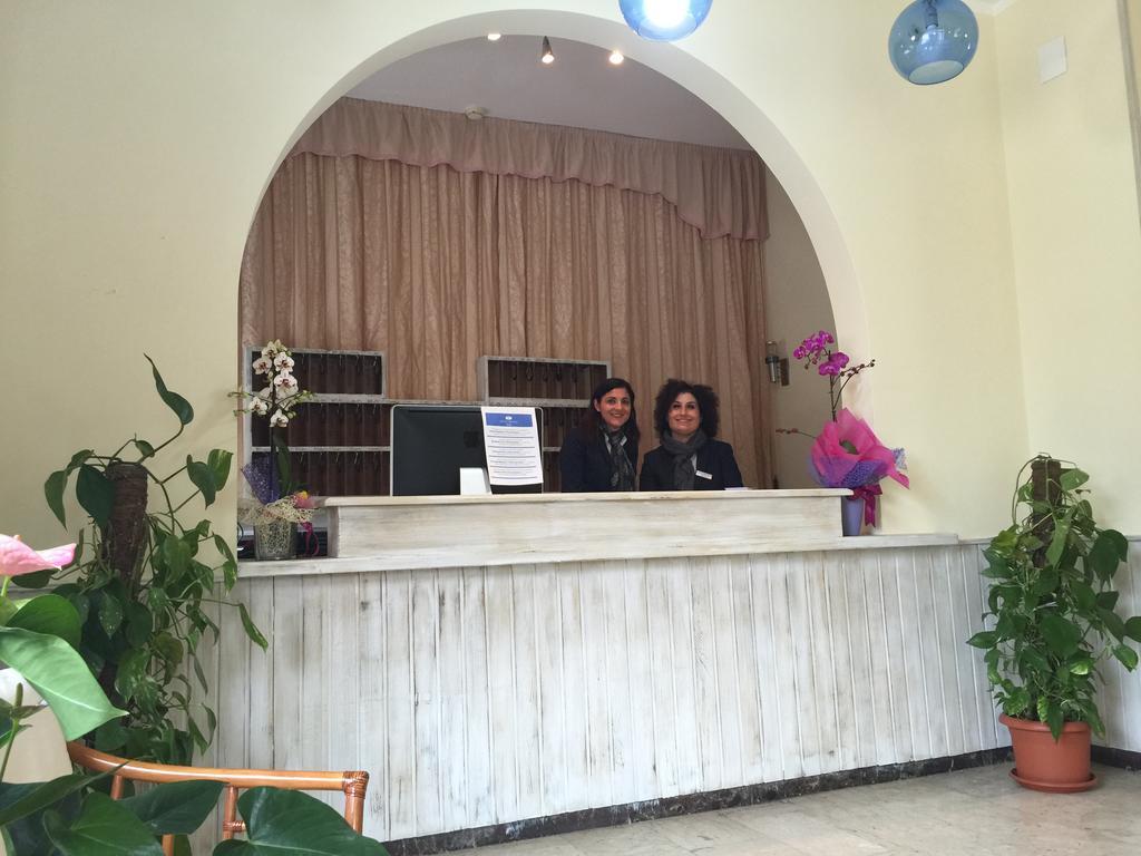 Hotel Riviera Alghero Bagian luar foto