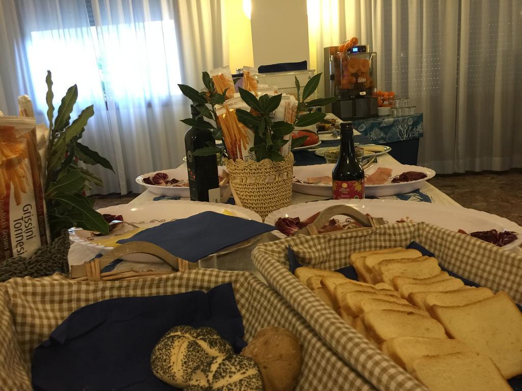 Hotel Riviera Alghero Bagian luar foto