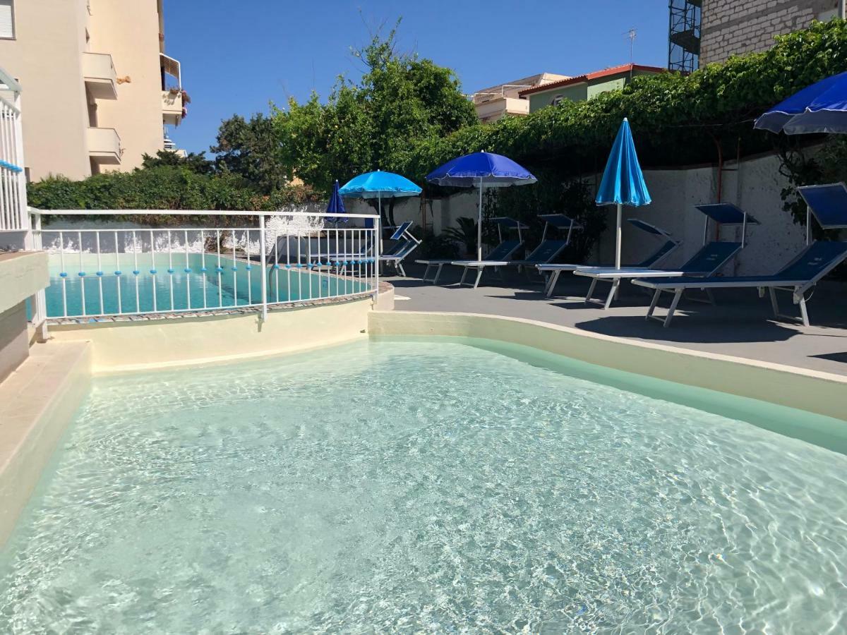 Hotel Riviera Alghero Bagian luar foto