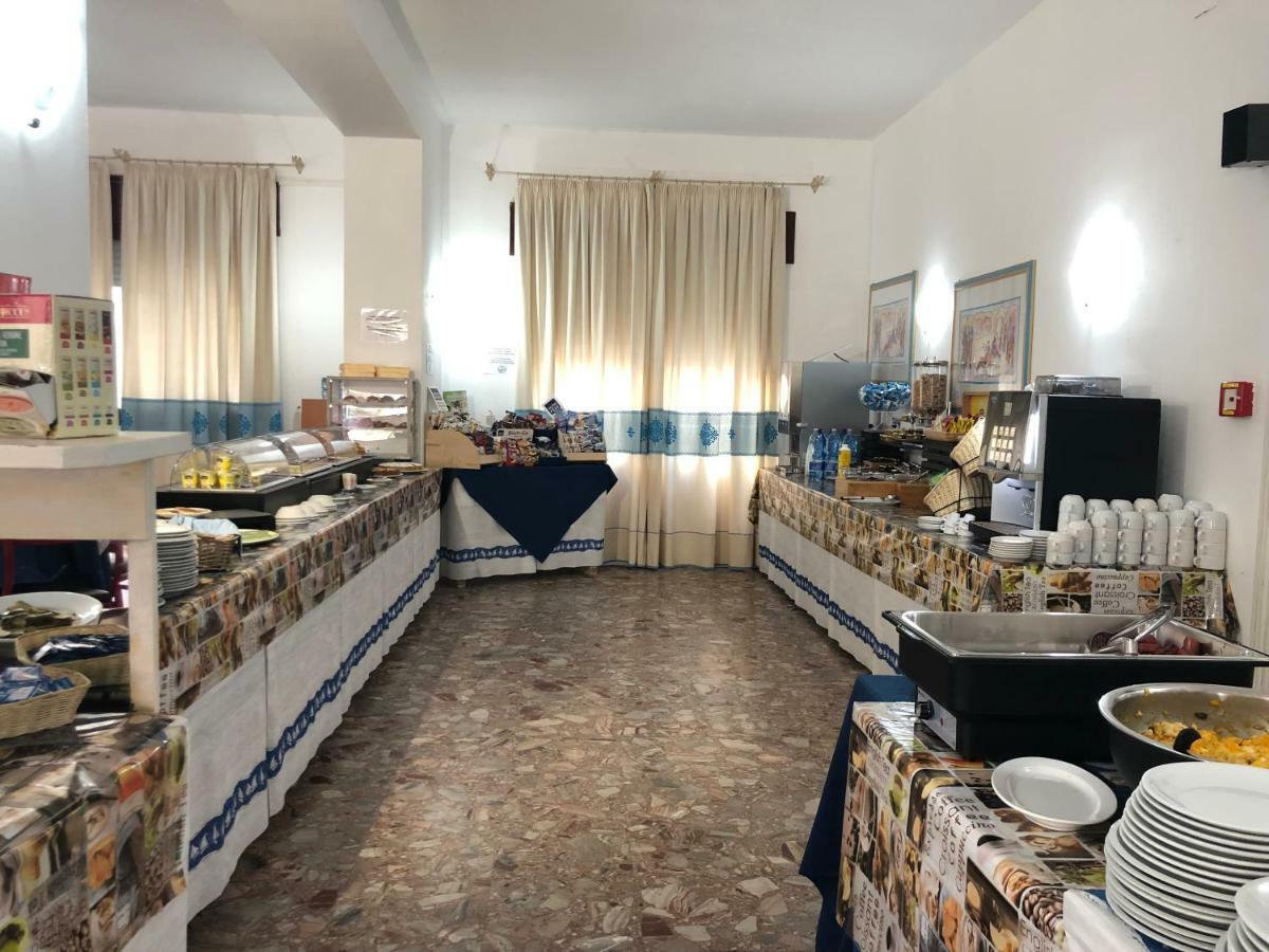 Hotel Riviera Alghero Bagian luar foto